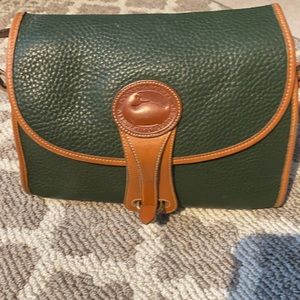 Vintage Dooney & Bourke shoulder purse